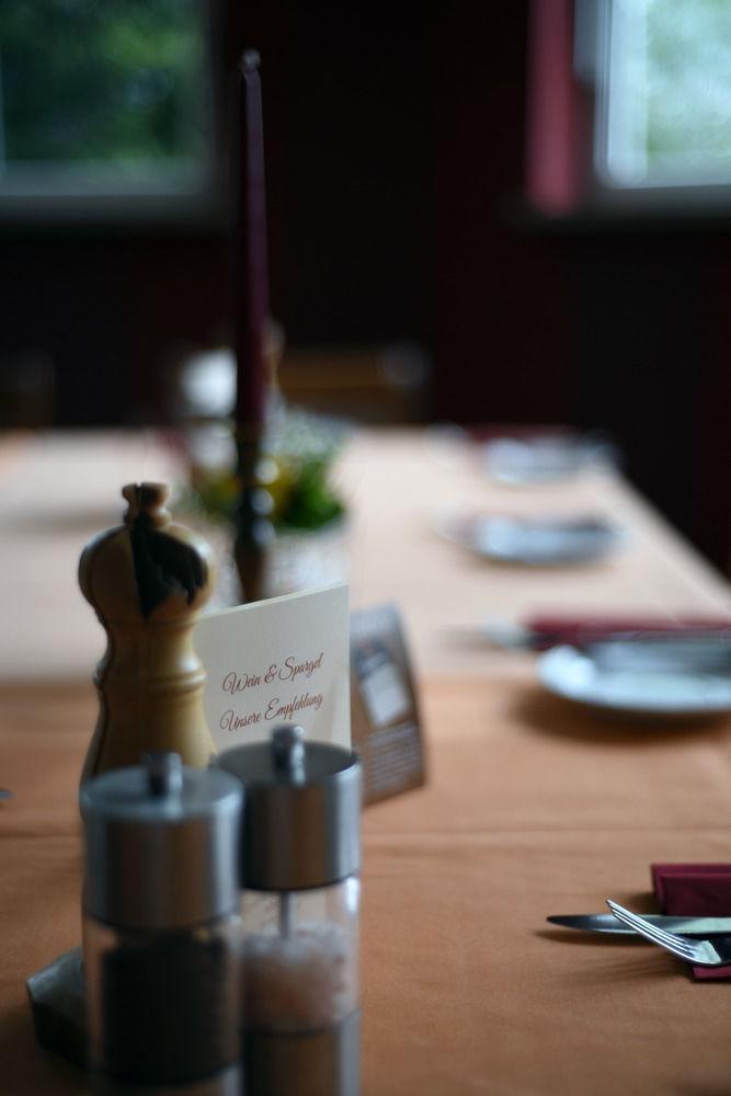 Rennsteighotel Herrnberger Hof ノイウハウス・アム・レンヴェーク エクステリア 写真